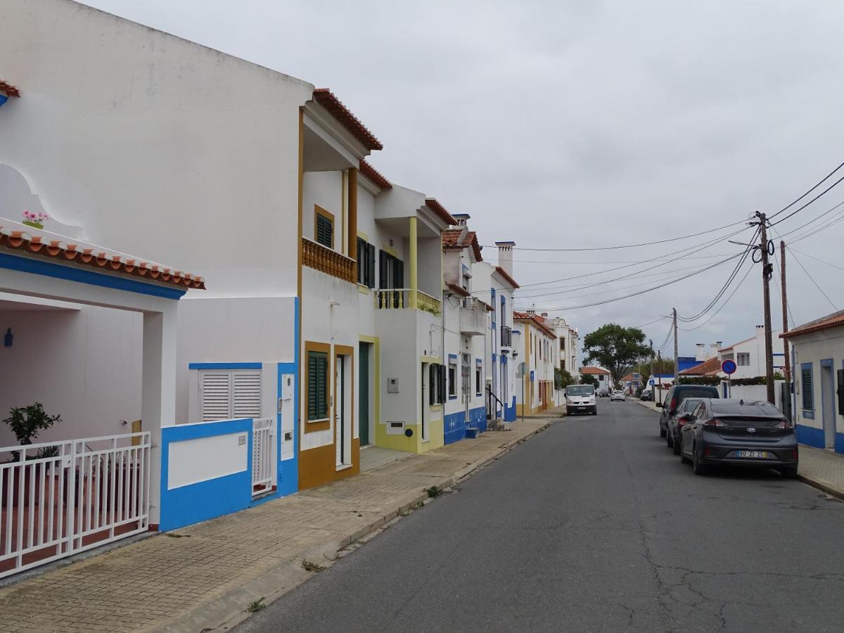 Sudwest Rooms By Stay In Alentejo For Hikers ヴィラ・ノヴァ・デ・ミルフォンテス エクステリア 写真